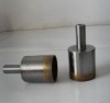 Diamond drill bits
