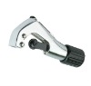 Heavy duty pipe cutter