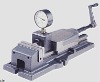 Hydraulic machine vice