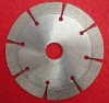 Multilayered even-arrayed diamond saw blade