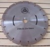 Regular arranged saw blades