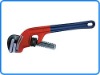 Slanting pipe wrench