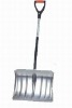 Snow shovel with handle