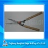 WOOD HANDLE HEDGE SHEARS